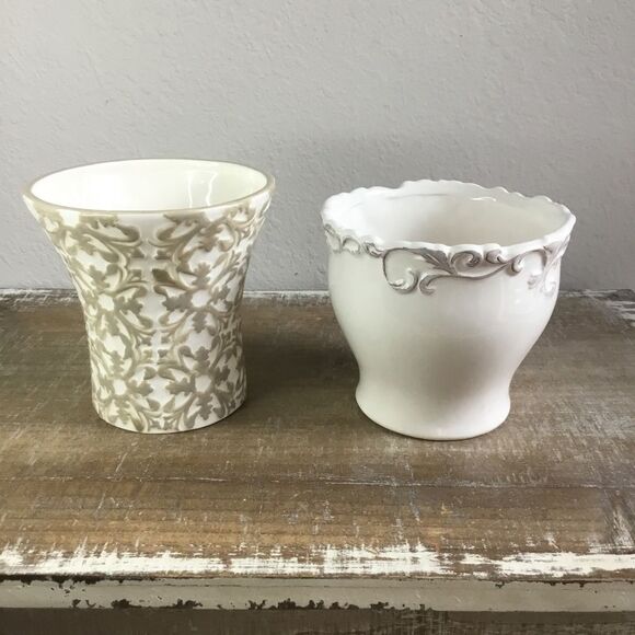 Planter bundle - one Fleur de Lis geometric design & one with floral scroll top - Picture 1 of 7